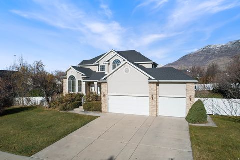 Tiny photo for 346 W 625 N, Lindon, UT 84042 (MLS # 2126858)