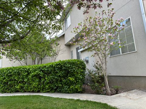 Tiny photo for 346 W 625 N, Lindon, UT 84042 (MLS # 2126858)