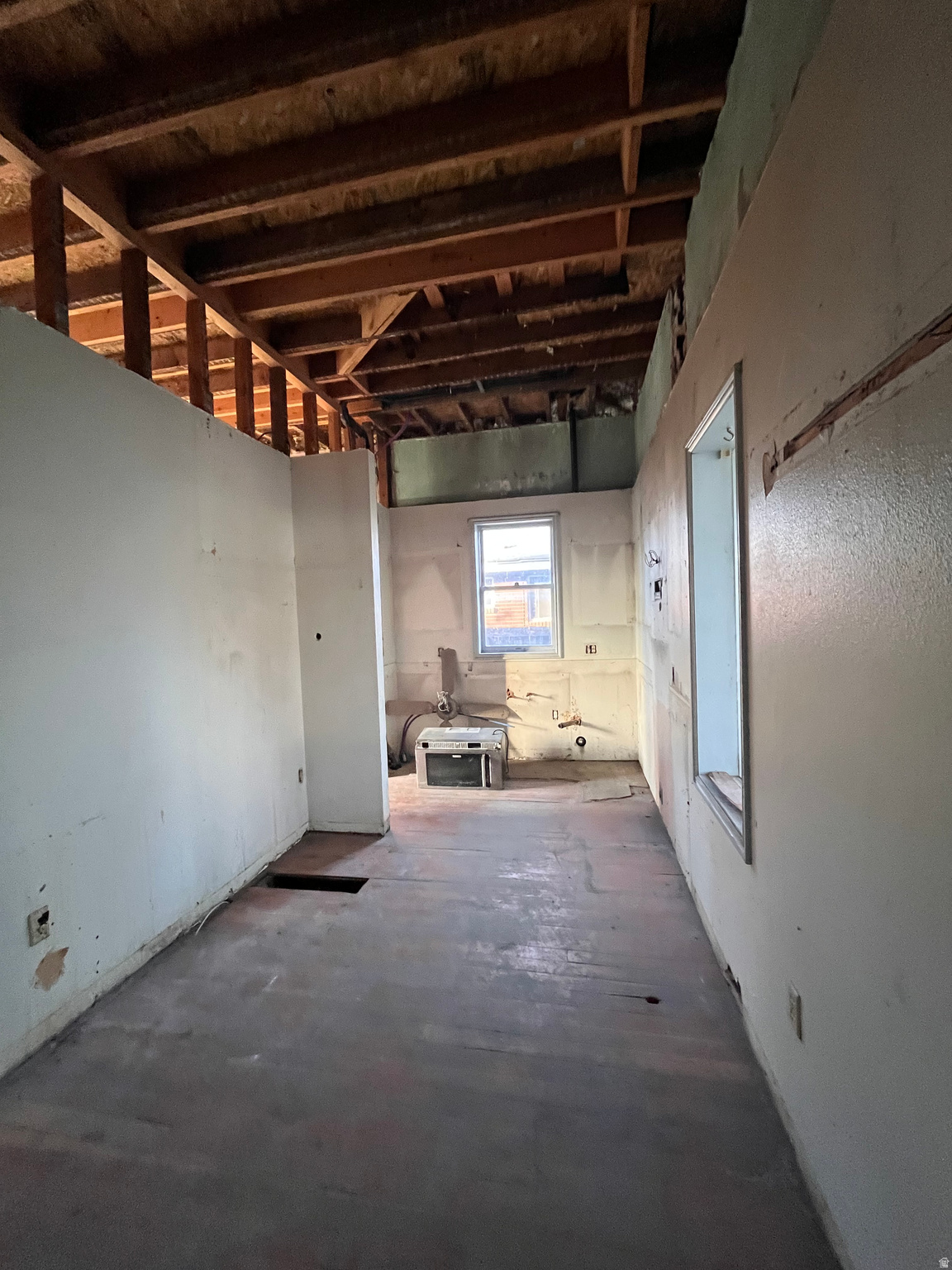 SOUTHSIDE ADDITION PROVOAREA 15 AC - Residential