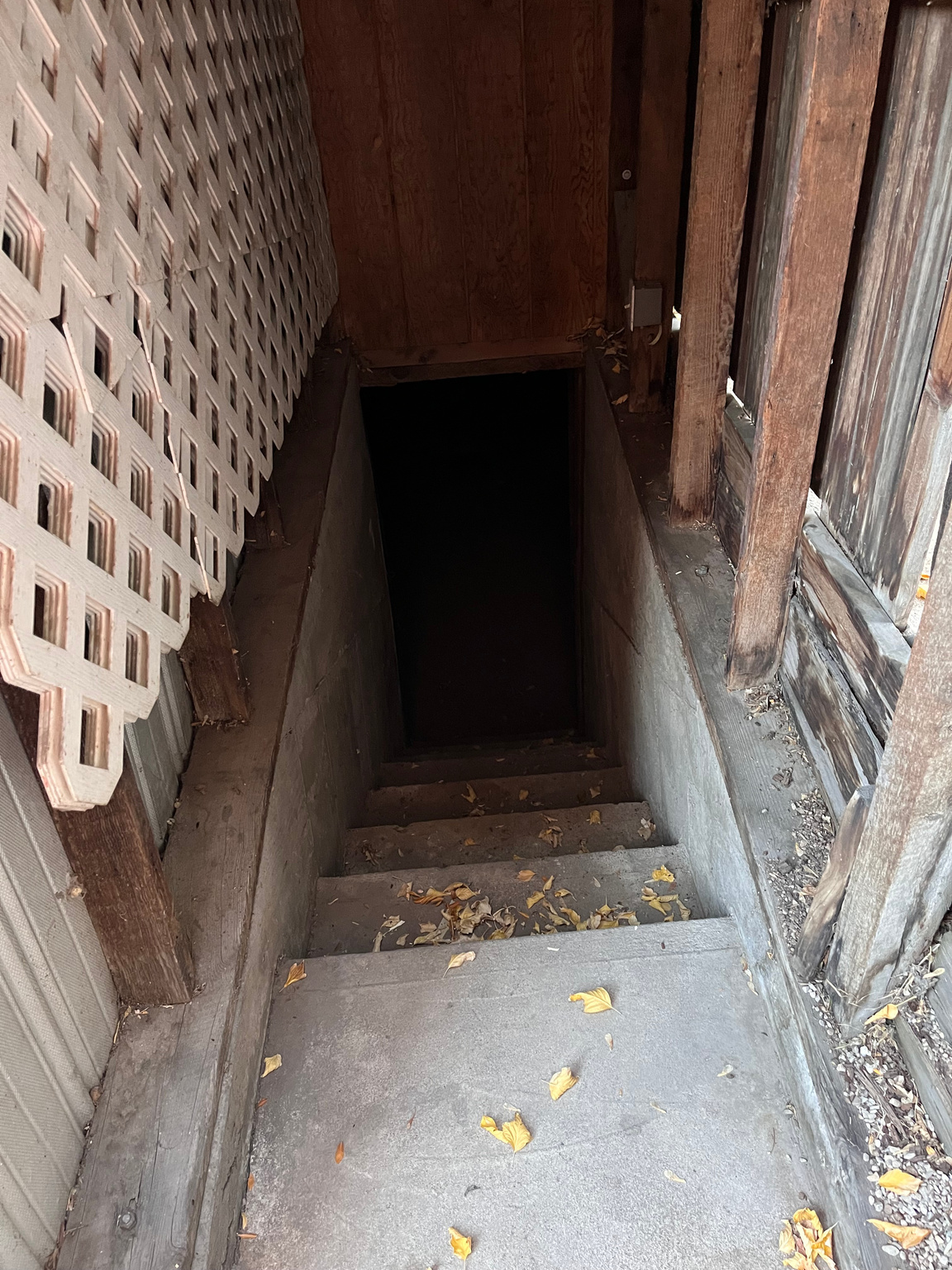 SOUTHSIDE ADDITION PROVOAREA 15 AC - Residential