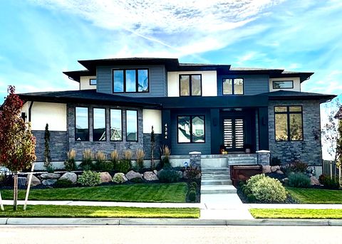 MLS: 2078454