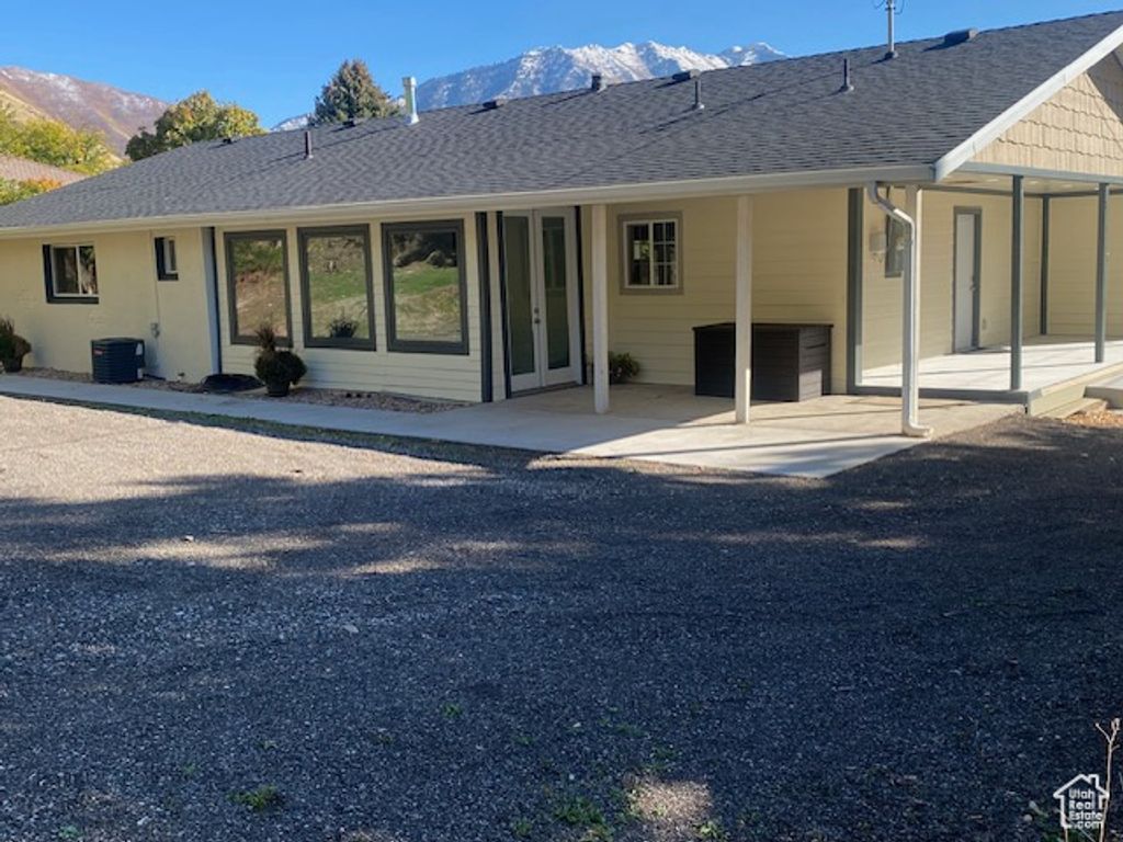 Photo of 63 N 1440 E, Springville, UT 84663 (MLS # 2118262)