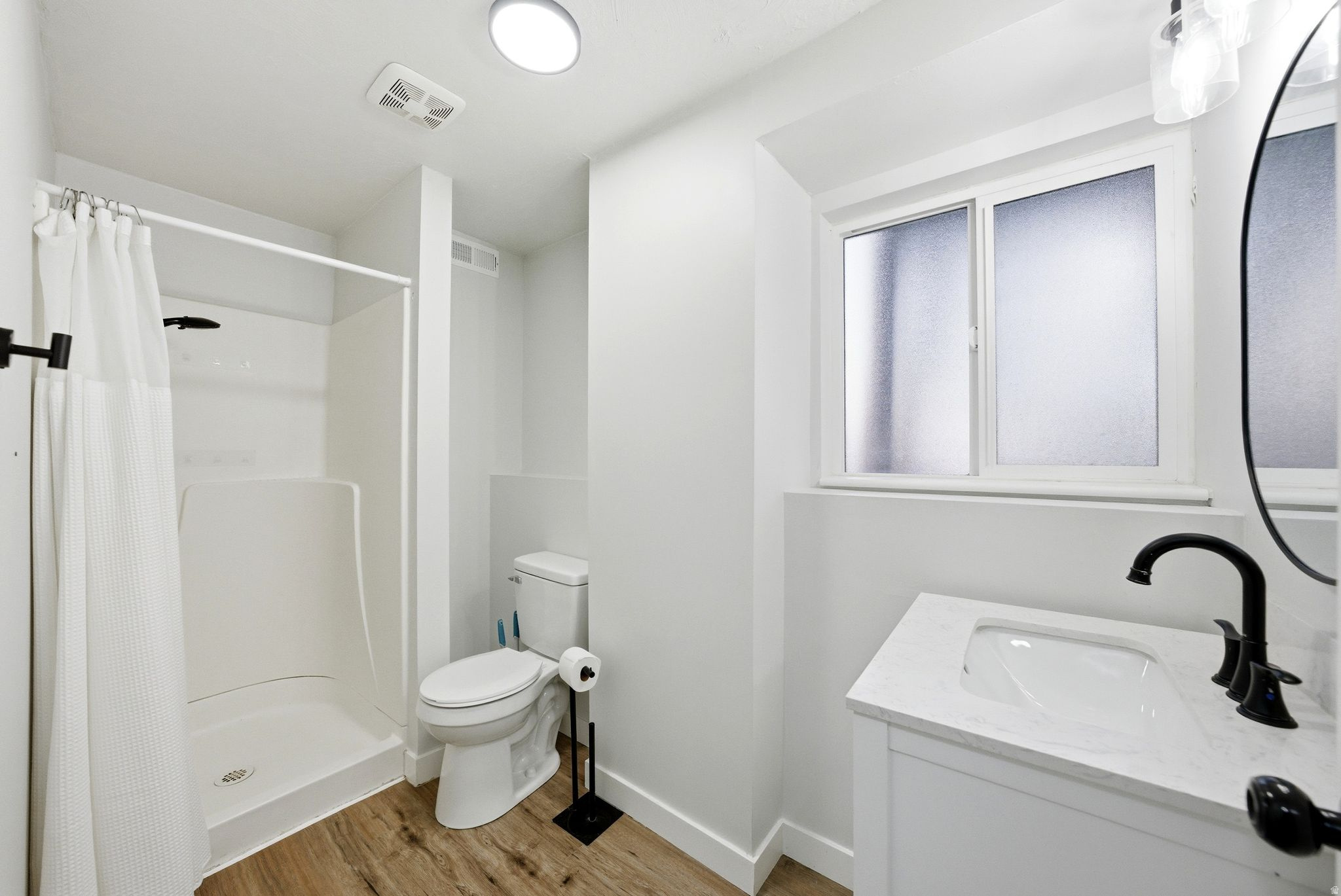 JOANNA COND - Residential