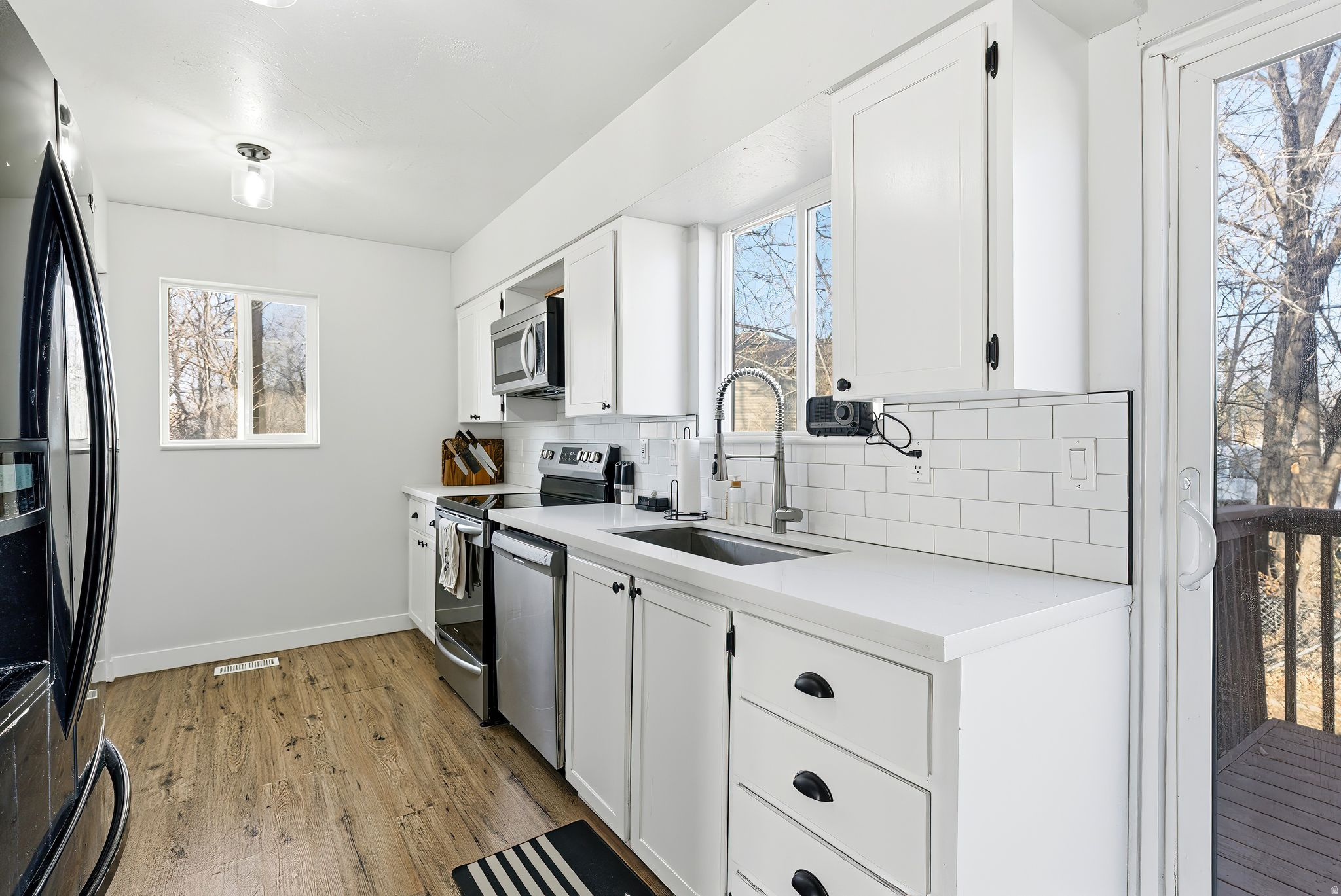 JOANNA COND - Residential