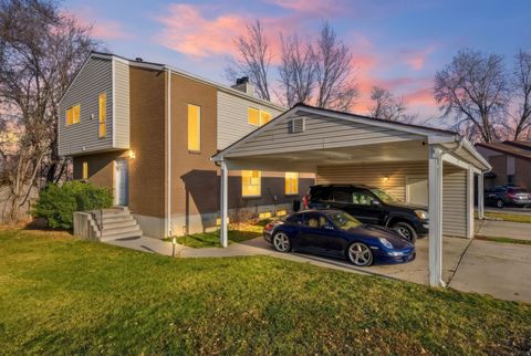 Photo of 529 E DELNO CIR, Millcreek, UT 84107 (MLS # 2131920)