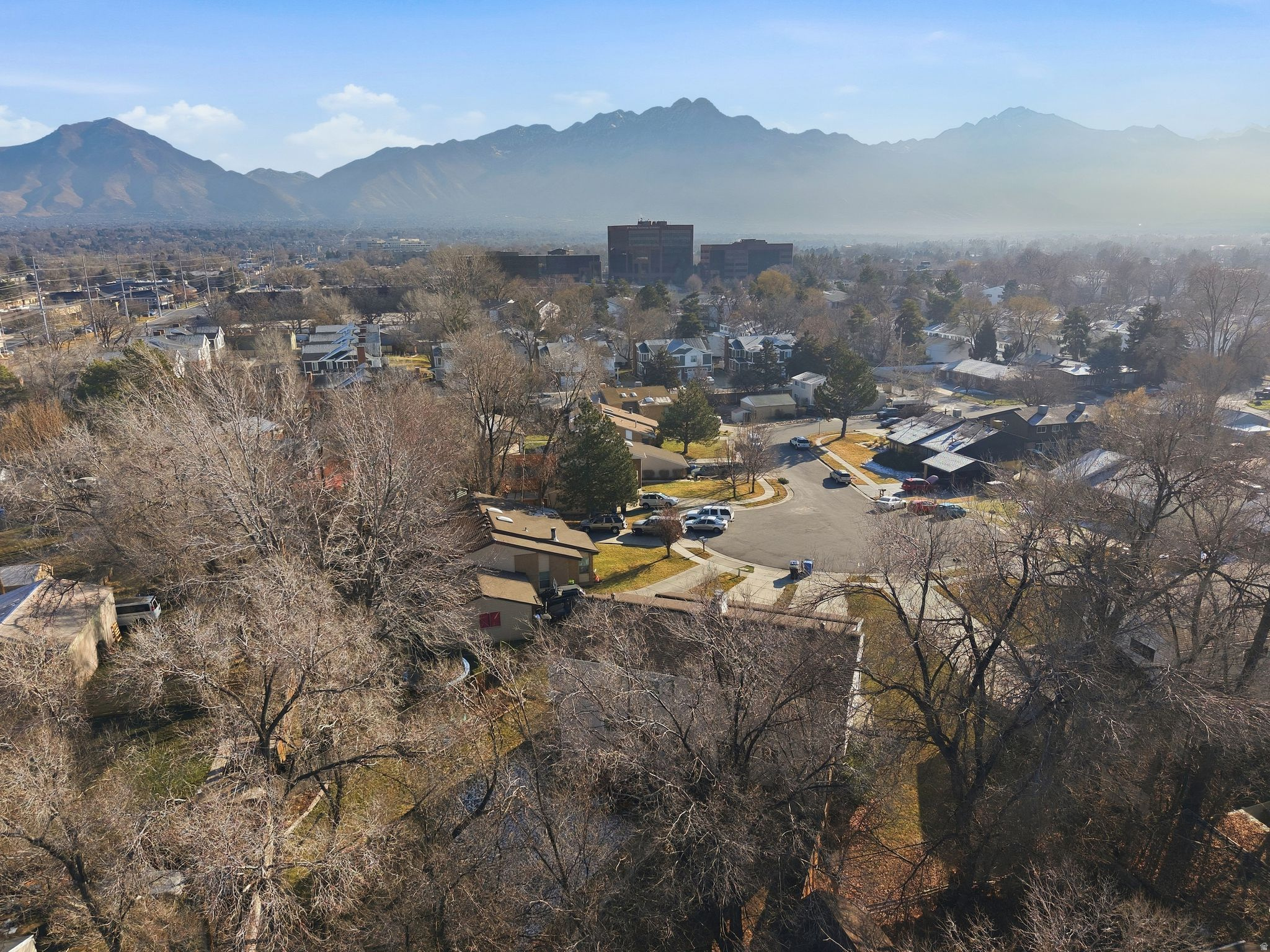 JOANNA COND - Residential