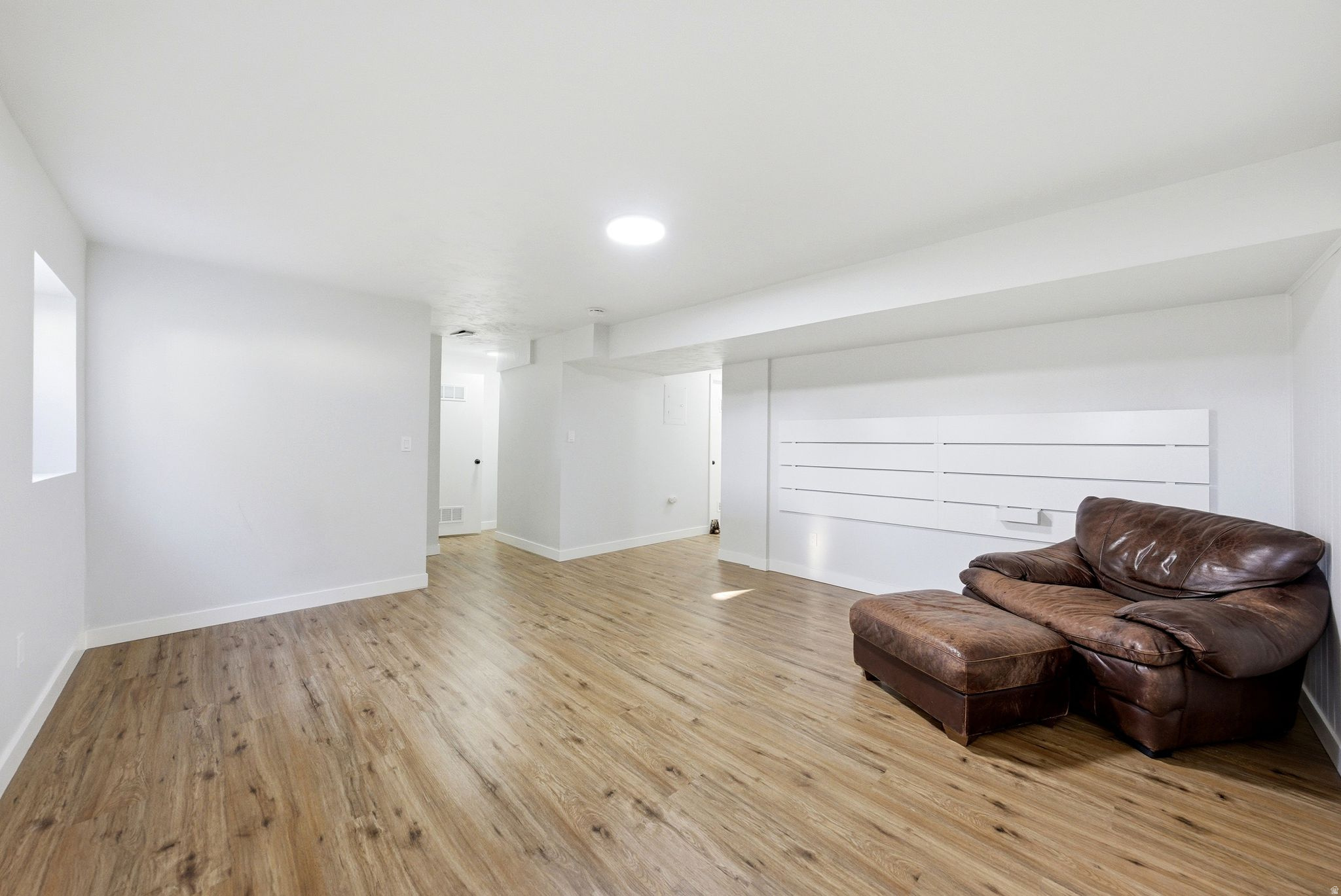 JOANNA COND - Residential