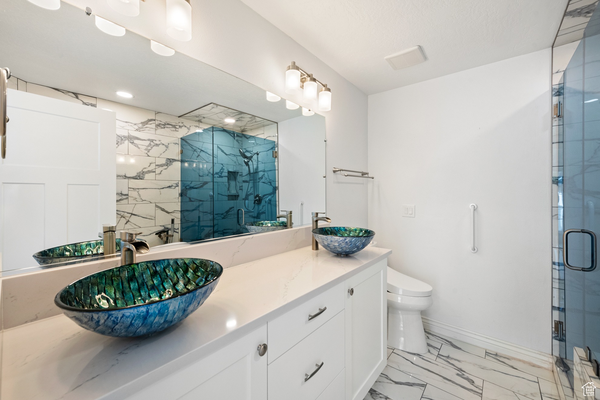 MEADOWS - Residential