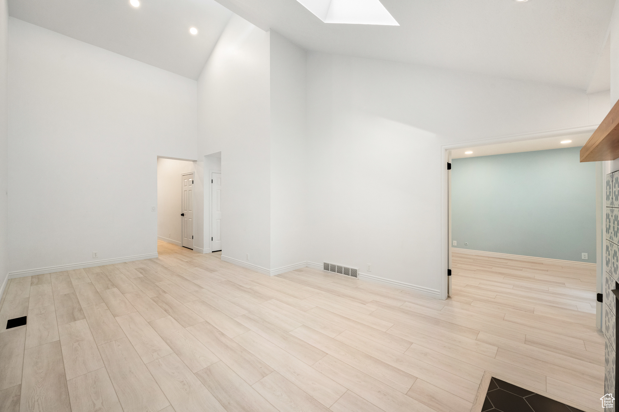 MEADOWS - Residential