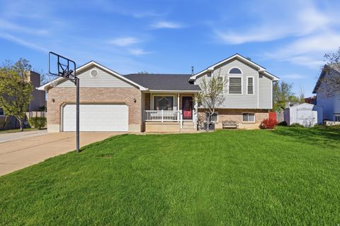 Tiny photo for 2755 N 1700 E, Layton, UT 84040 (MLS # 2149521)