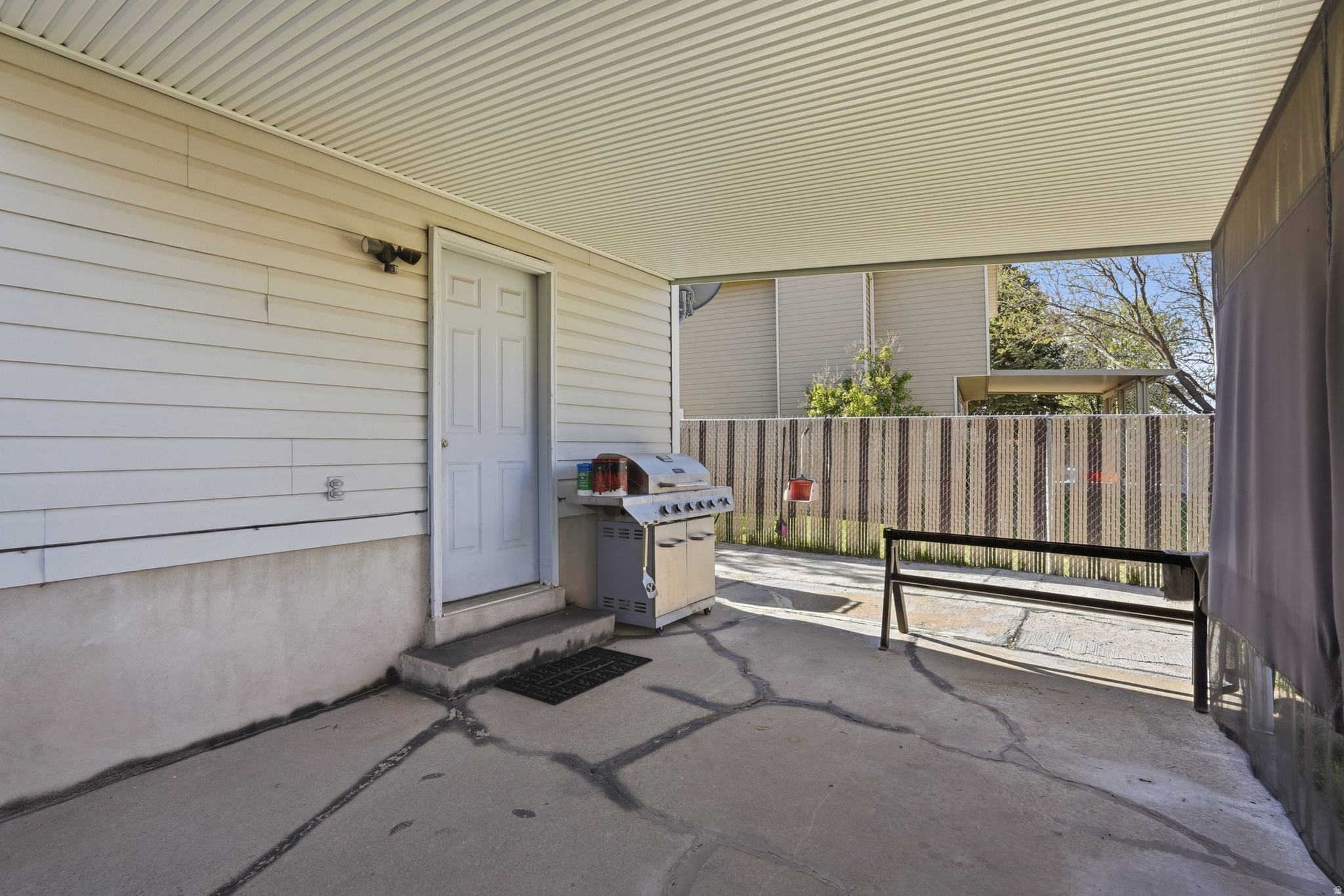 INDIAN HILLS - Residential