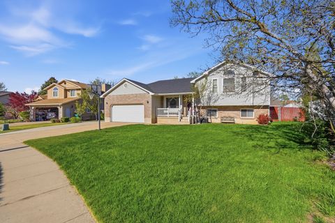Tiny photo for 2755 N 1700 E, Layton, UT 84040 (MLS # 2149521)