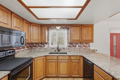 Tiny photo for 2755 N 1700 E, Layton, UT 84040 (MLS # 2149521)