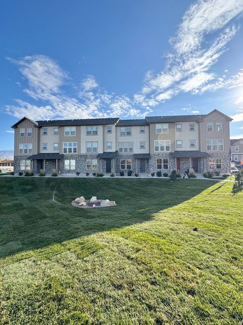 Photo of 1678 N 1600 W, Layton, UT 84041 (MLS # 2120913)