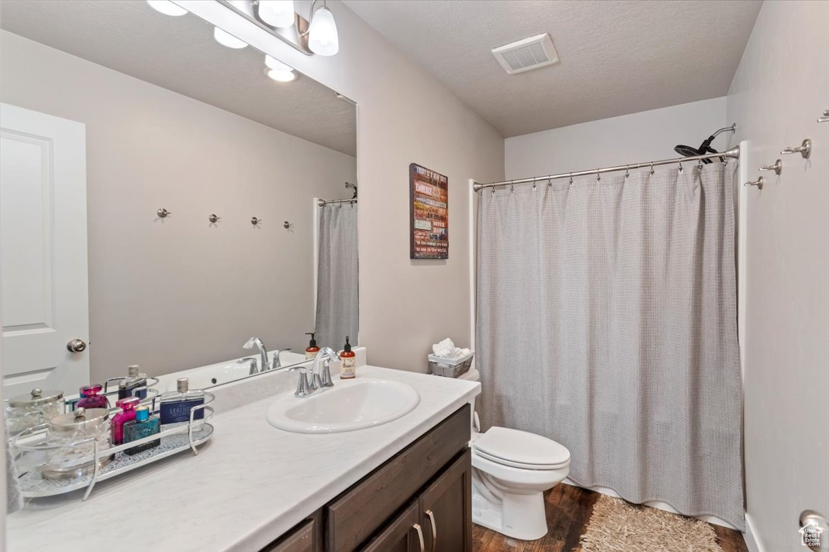 SUNRISE MEADOWS - Residential