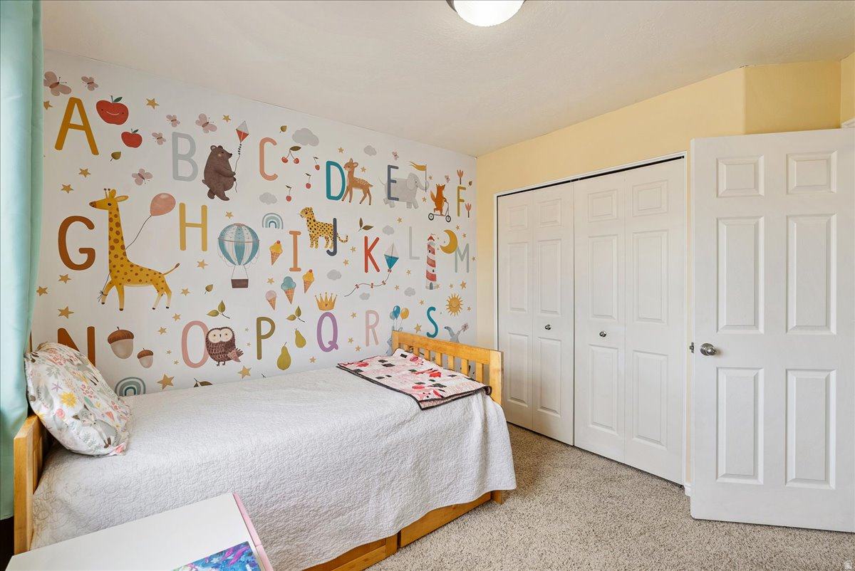 MOUNTAIN VIEW - Residential