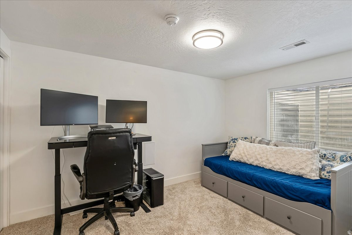 MOUNTAIN VIEW - Residential