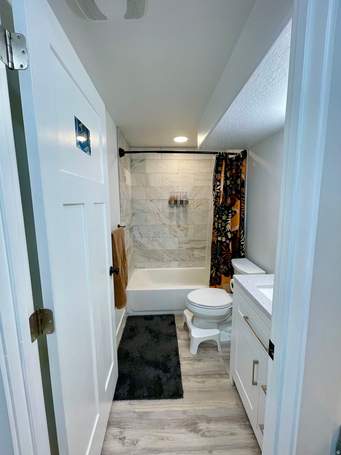 MOUNTAIN VIEW - Residential