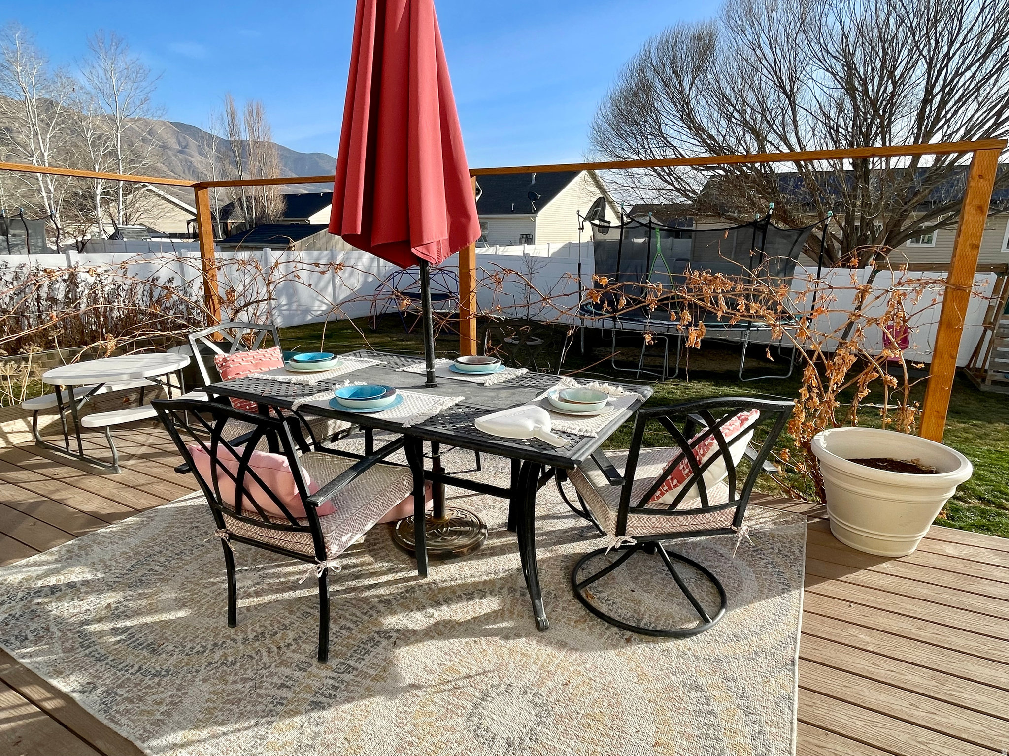 MOUNTAIN VIEW - Residential