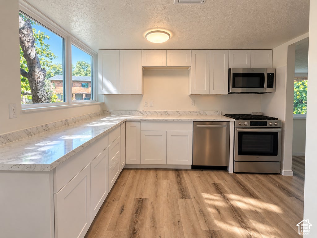 Photo of 1010 E SULLIVAN RD S, Ogden, UT 84403 (MLS # 2187237)