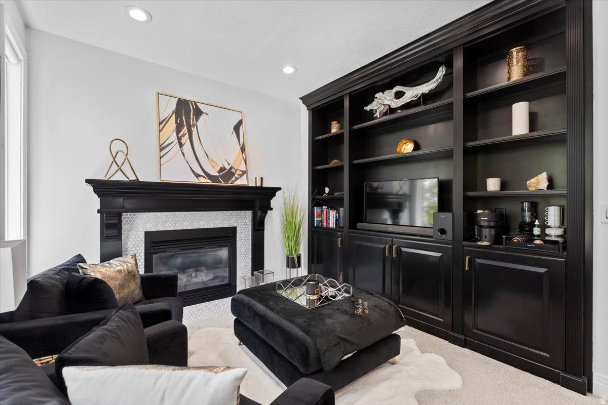 PARK PALISADE - Residential