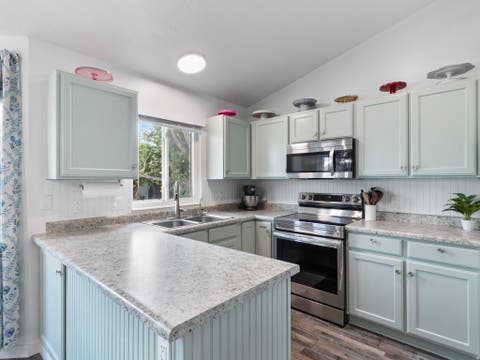 Tiny photo for 835 W 150 S, Clearfield, UT 84015 (MLS # 2167997)
