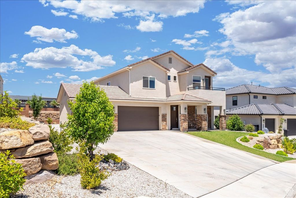 Photo of 402 S CECITA WAY, Saint George, UT 84770 (MLS # 2119152)