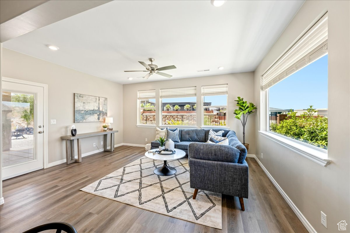 CECITA CREST AT DIVARIO PH 1 - Residential