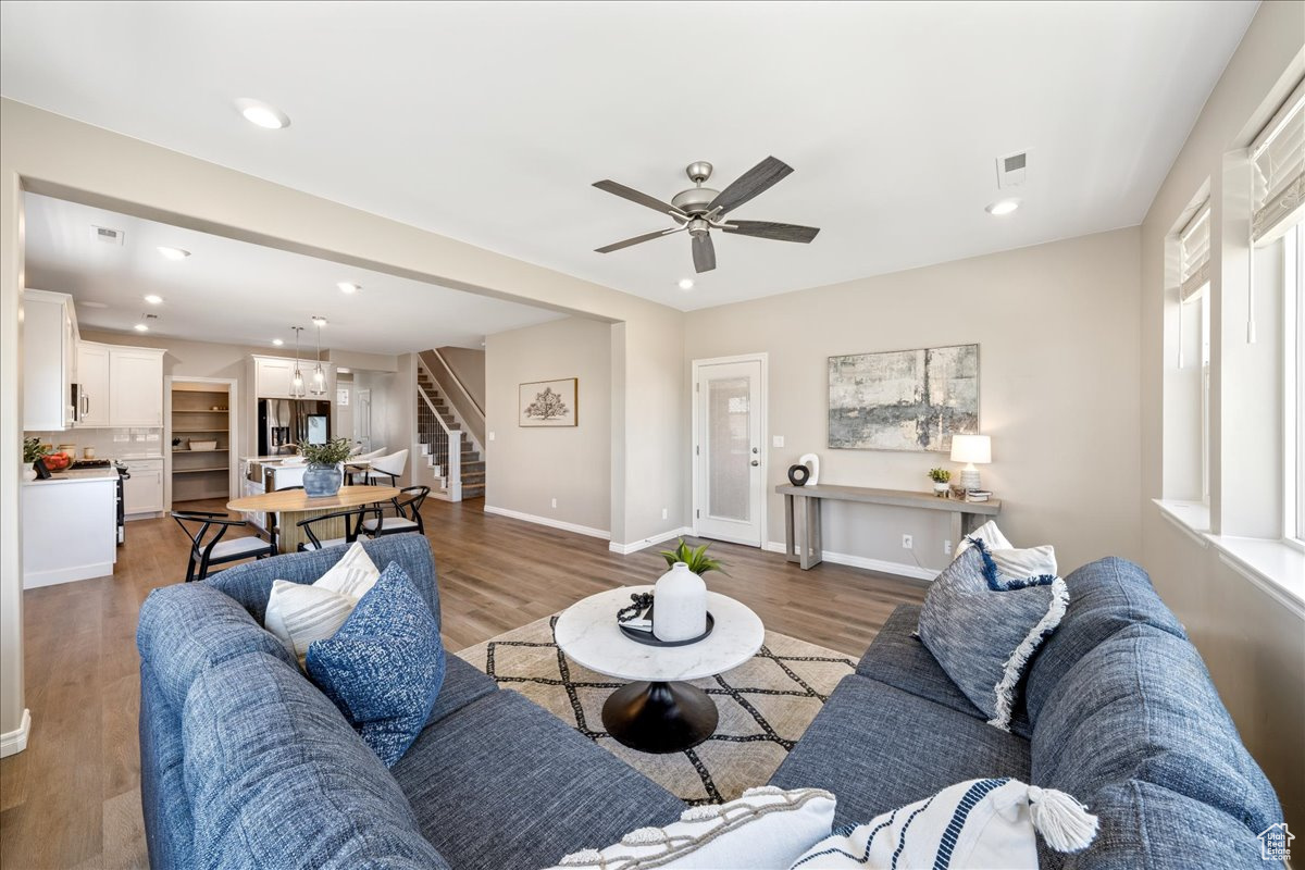 CECITA CREST AT DIVARIO PH 1 - Residential