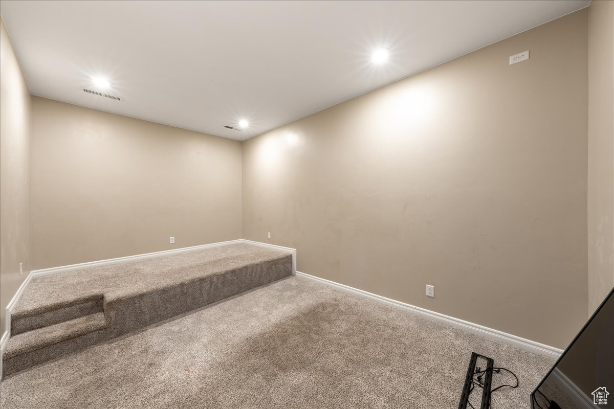 CECITA CREST AT DIVARIO PH 1 - Residential