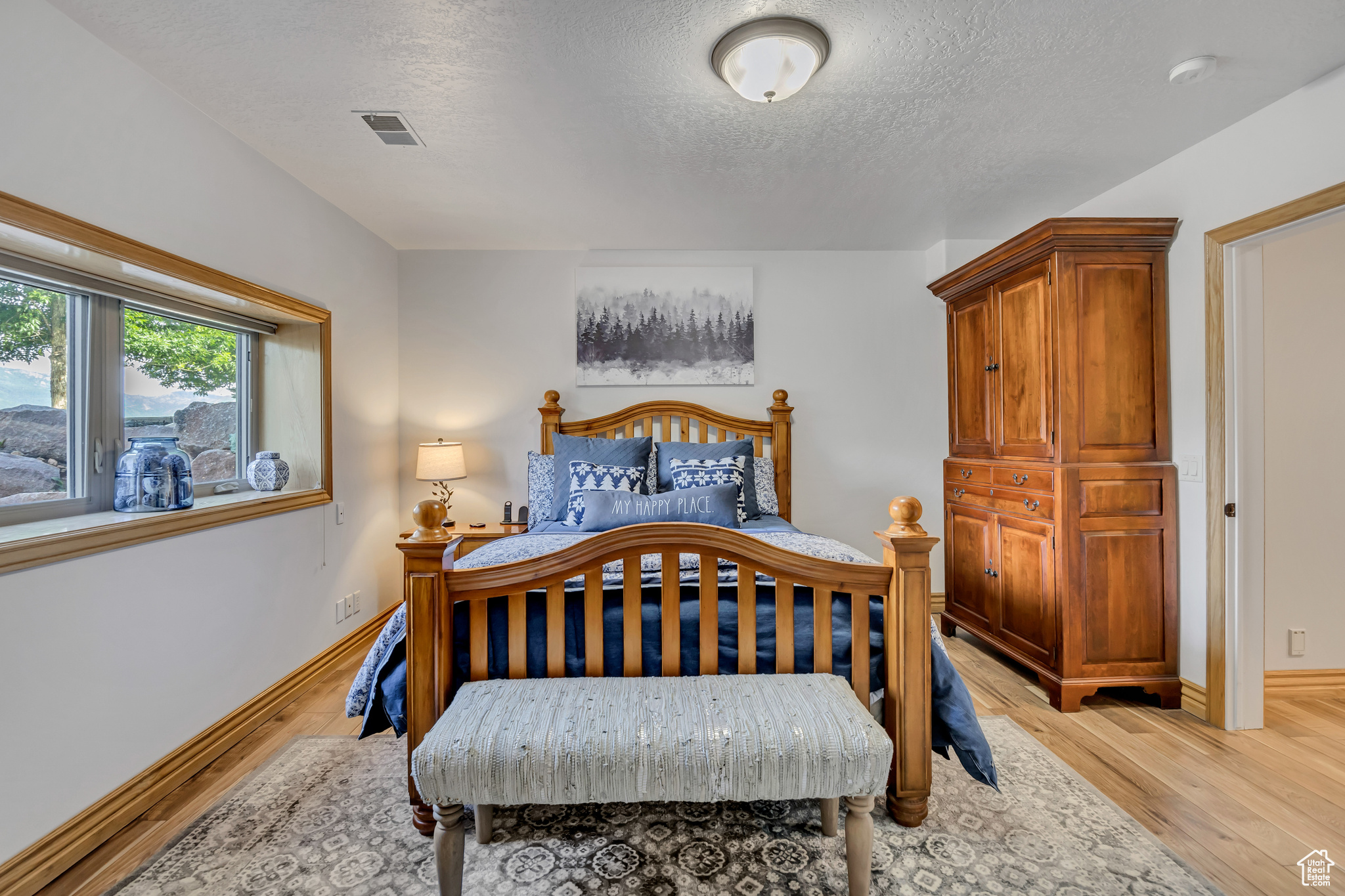 EAGLE RIDGE - Residential