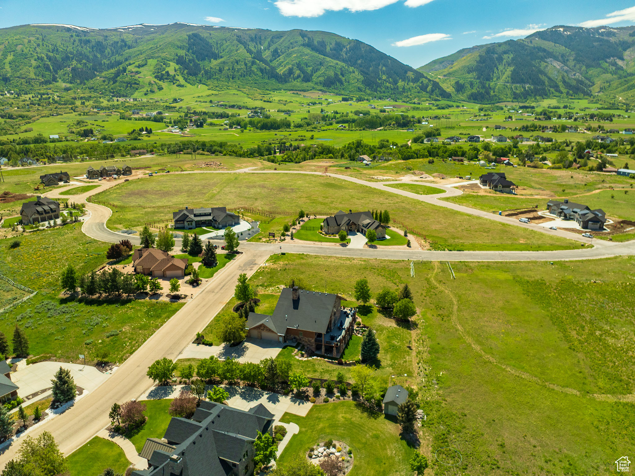 EAGLE RIDGE - Residential