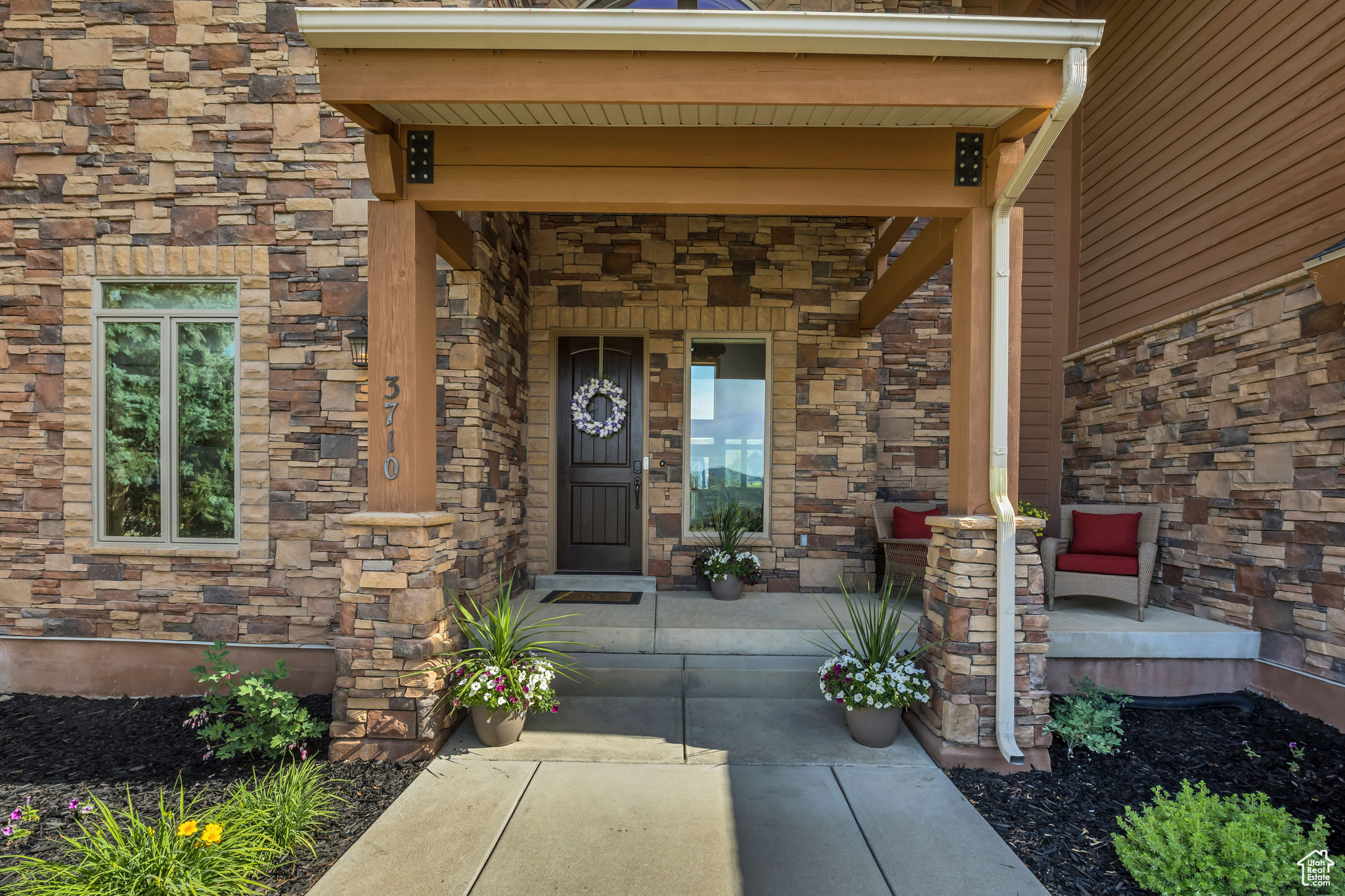 EAGLE RIDGE - Residential
