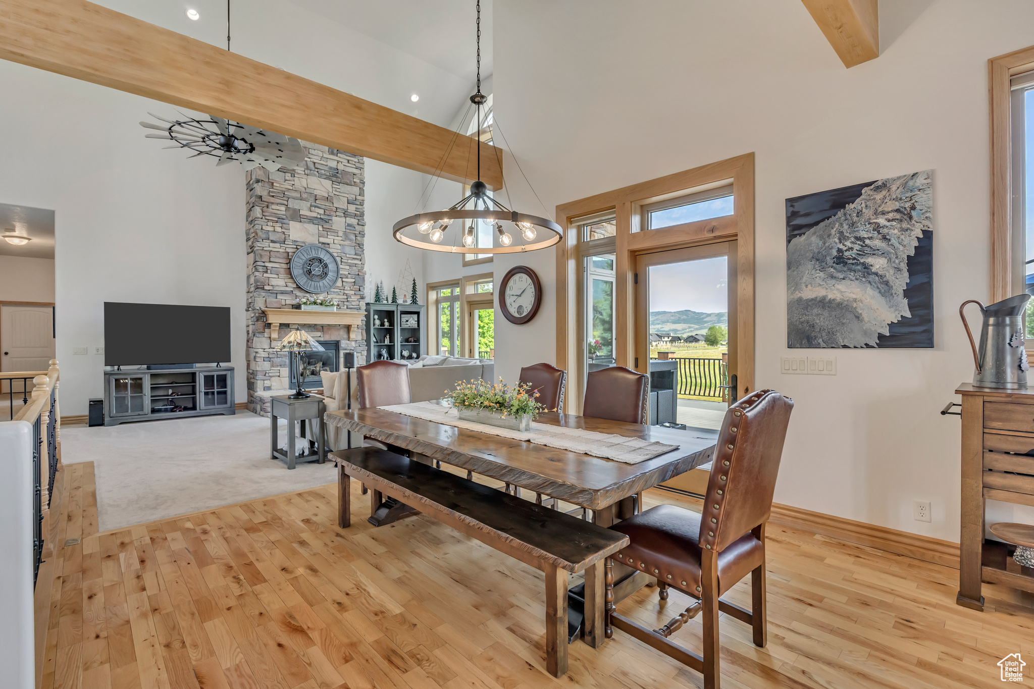 EAGLE RIDGE - Residential