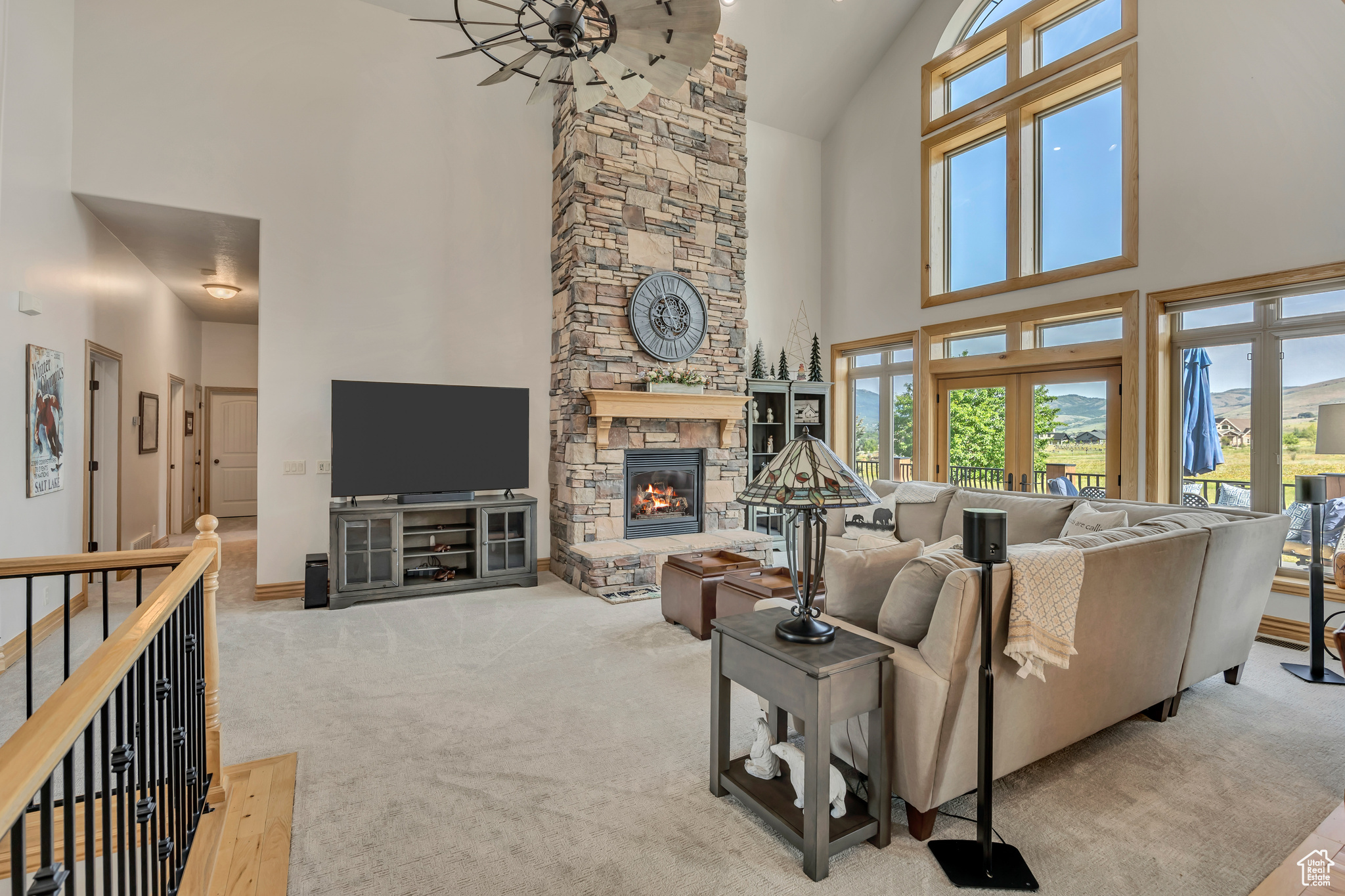 EAGLE RIDGE - Residential