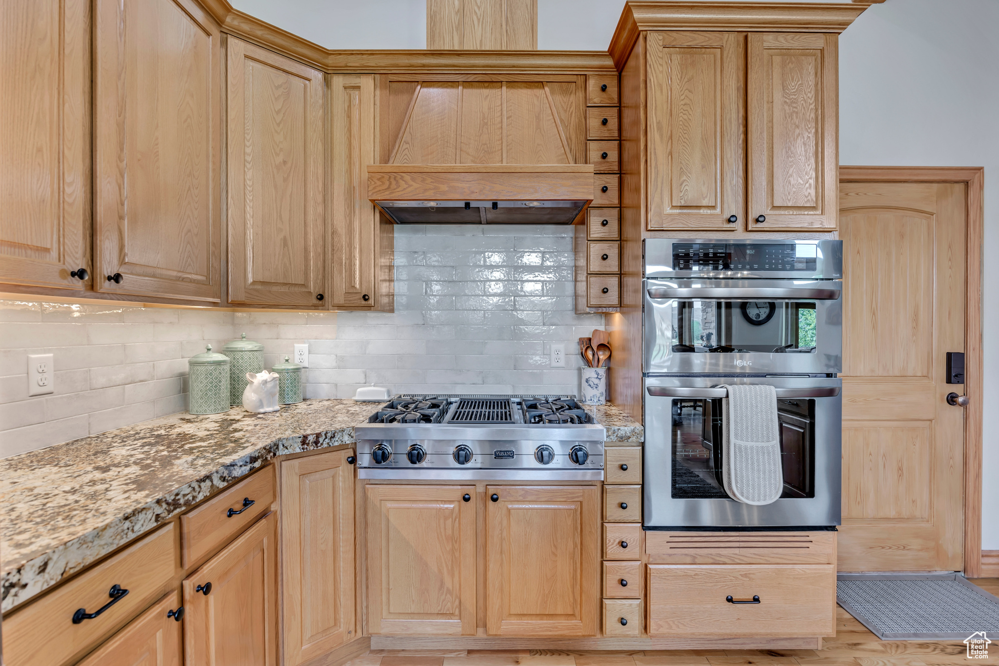 EAGLE RIDGE - Residential