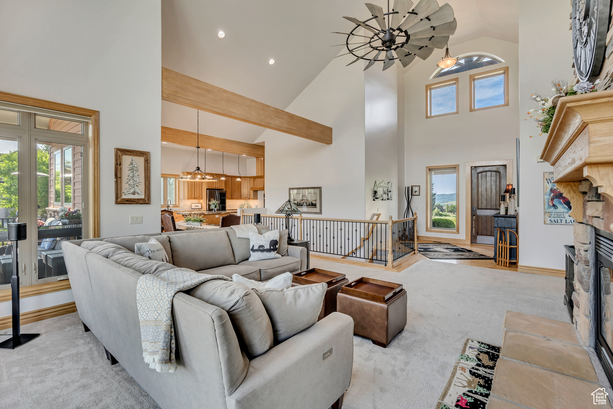 EAGLE RIDGE - Residential