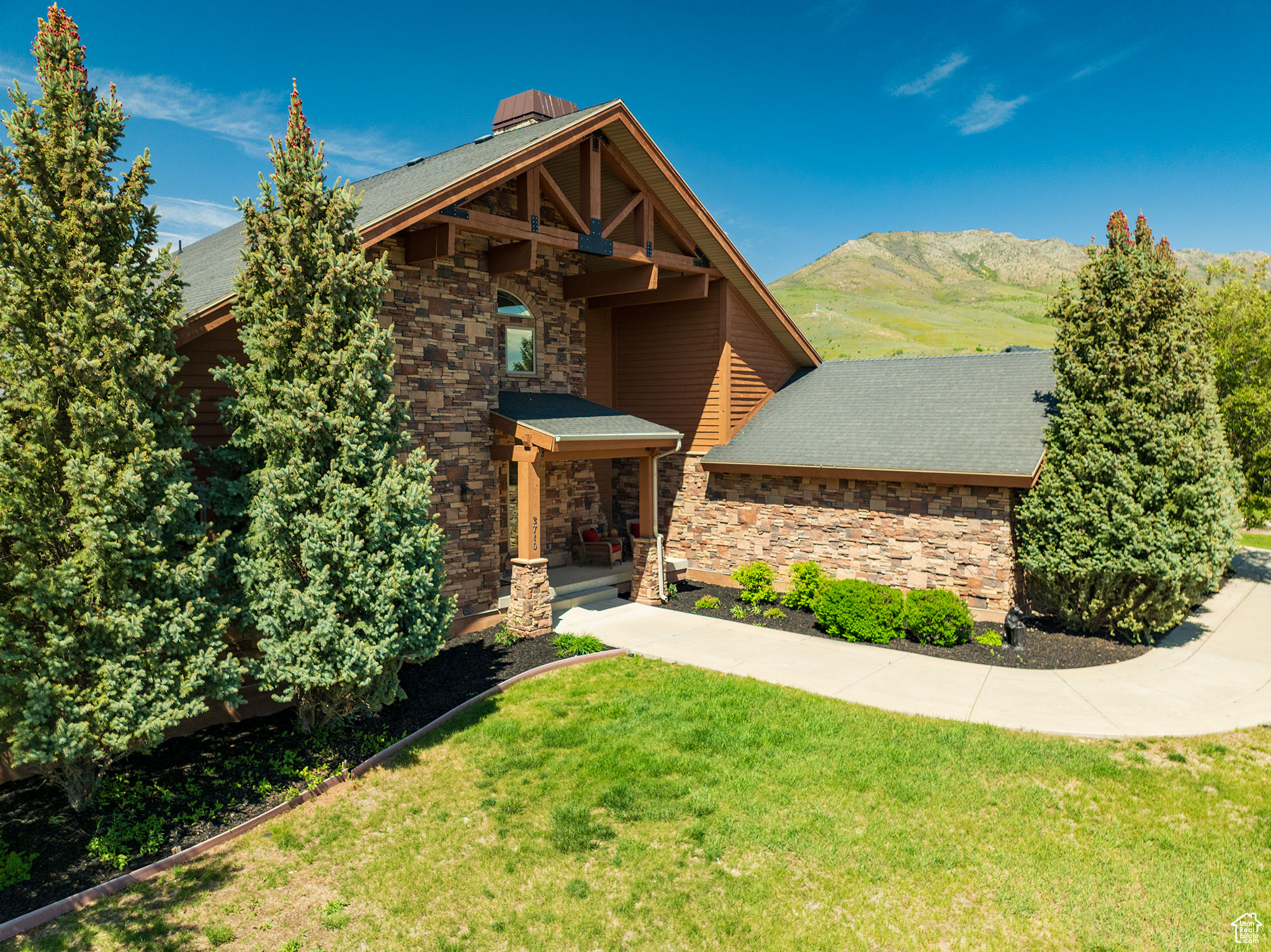 EAGLE RIDGE - Residential