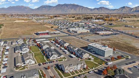 Tiny photo for 208 E 660 N, Salem, UT 84653 (MLS # 2122279)