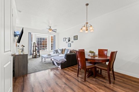 Tiny photo for 208 E 660 N, Salem, UT 84653 (MLS # 2122279)