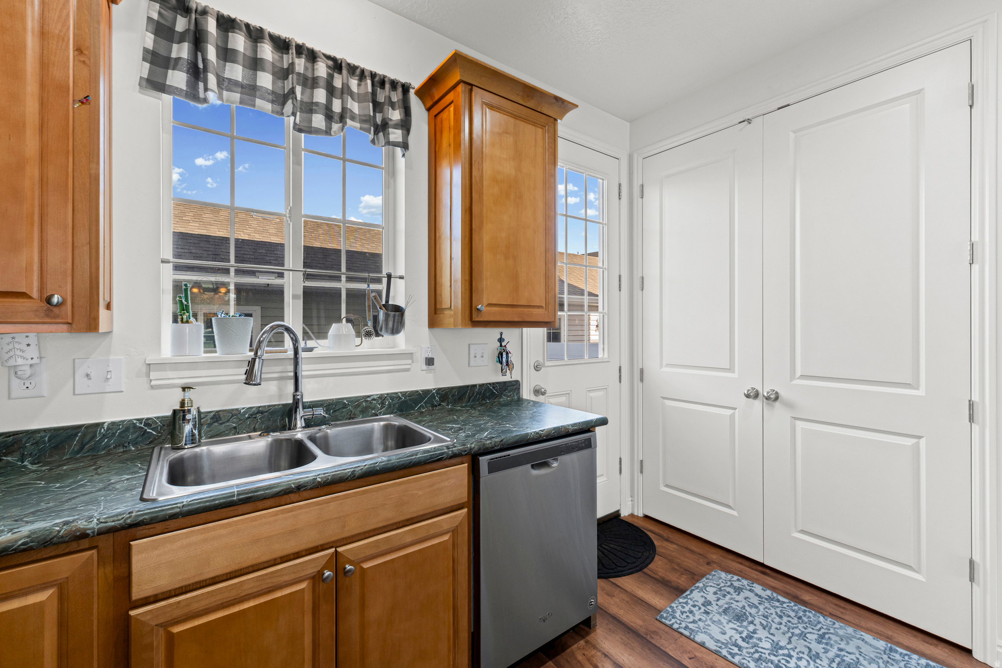 CENTRAL PARK - Residential