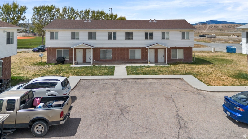 TIPPETTS TOWNHOMES - Residential
