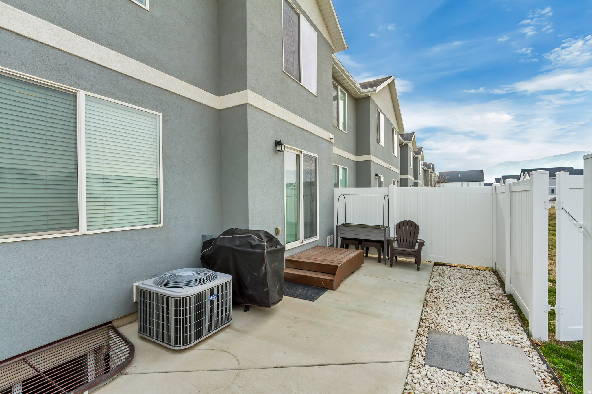 LEGACY FARMS - Residential