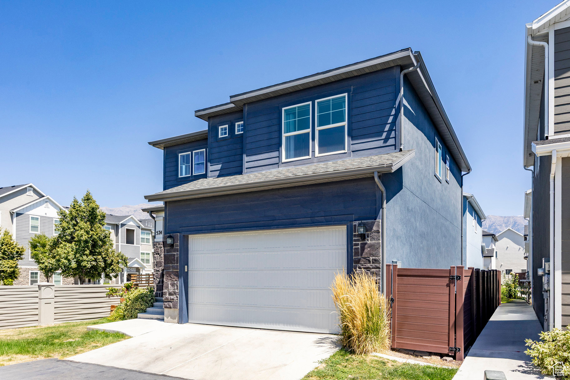 SPRINGS WATERS EDGE - Residential