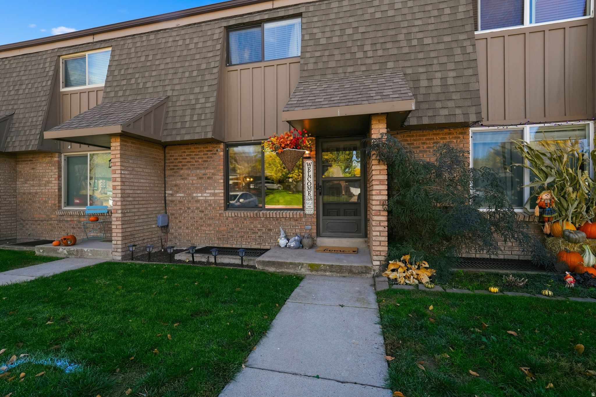 SOMERSET PLACE - Residential