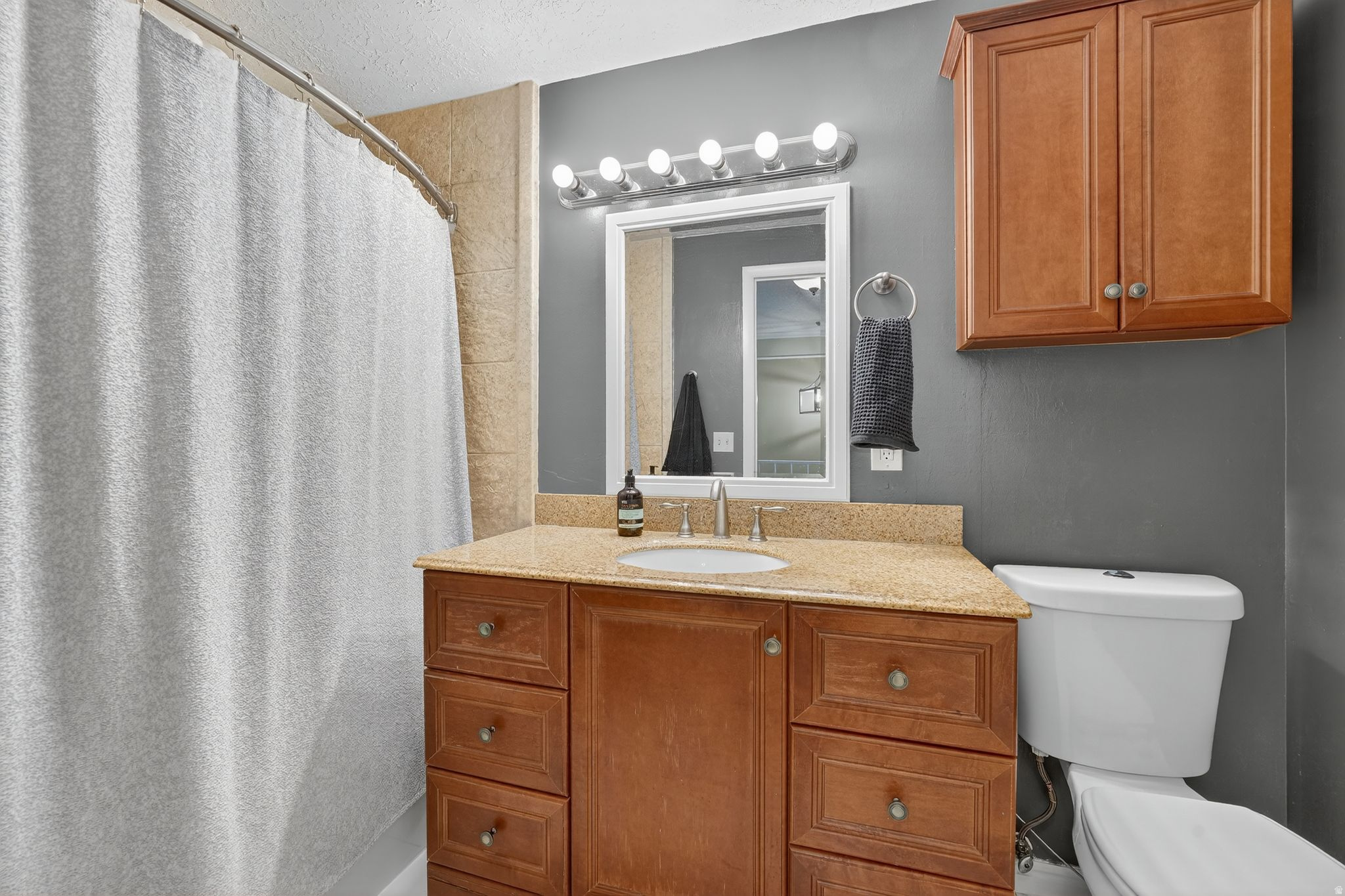 SOMERSET PLACE - Residential