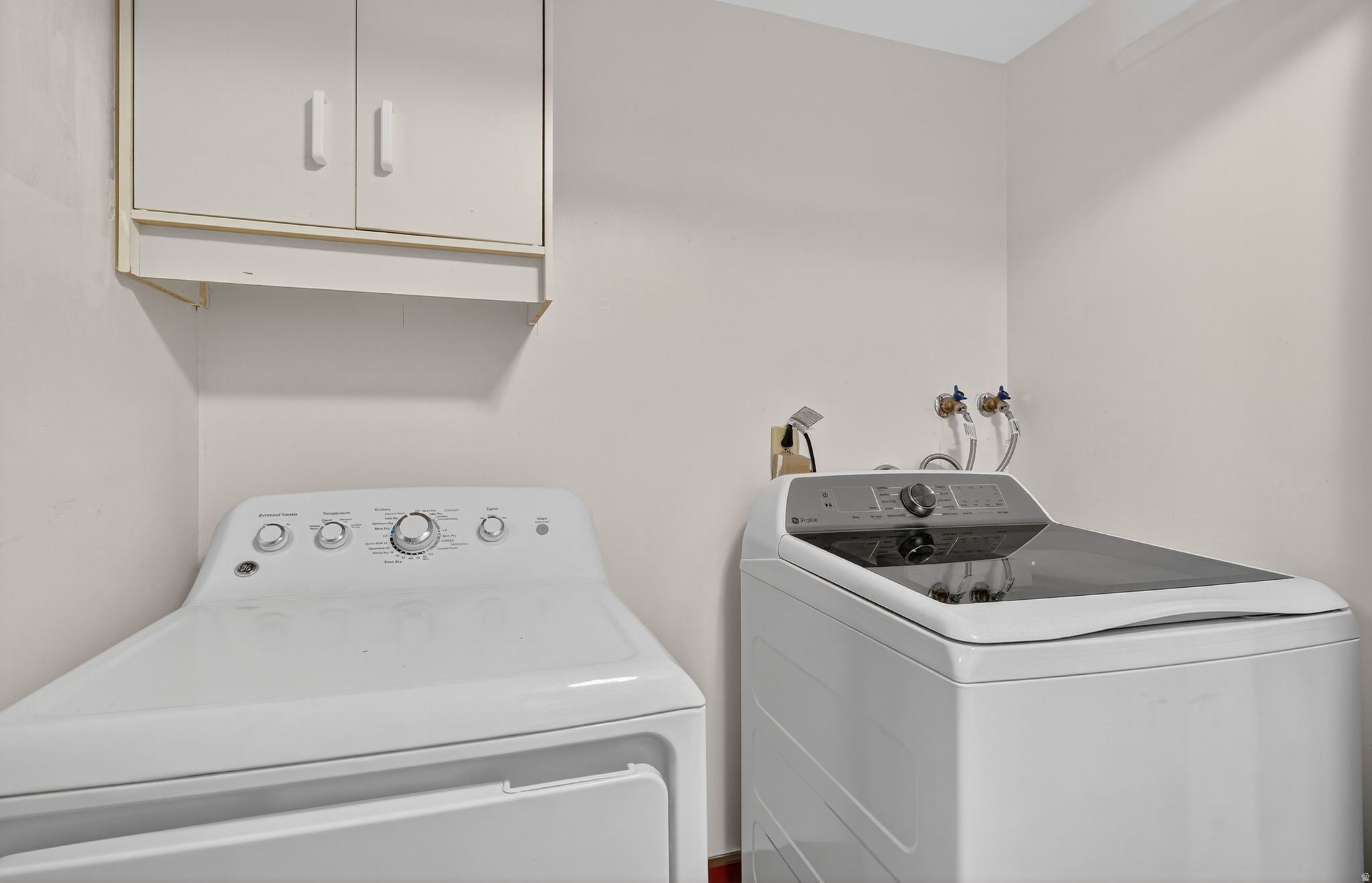 SOMERSET PLACE - Residential