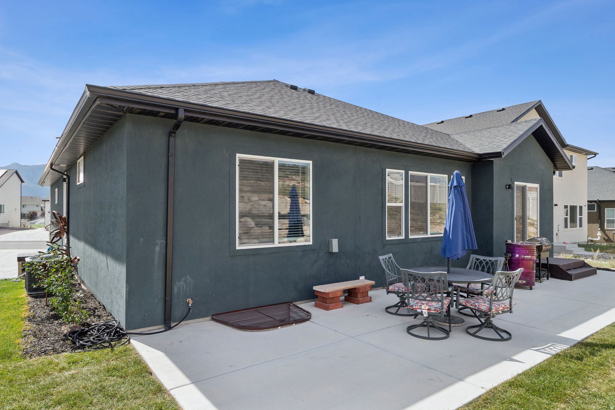 LONE TREE AT CIRCLE FIVE RANCH - Residential