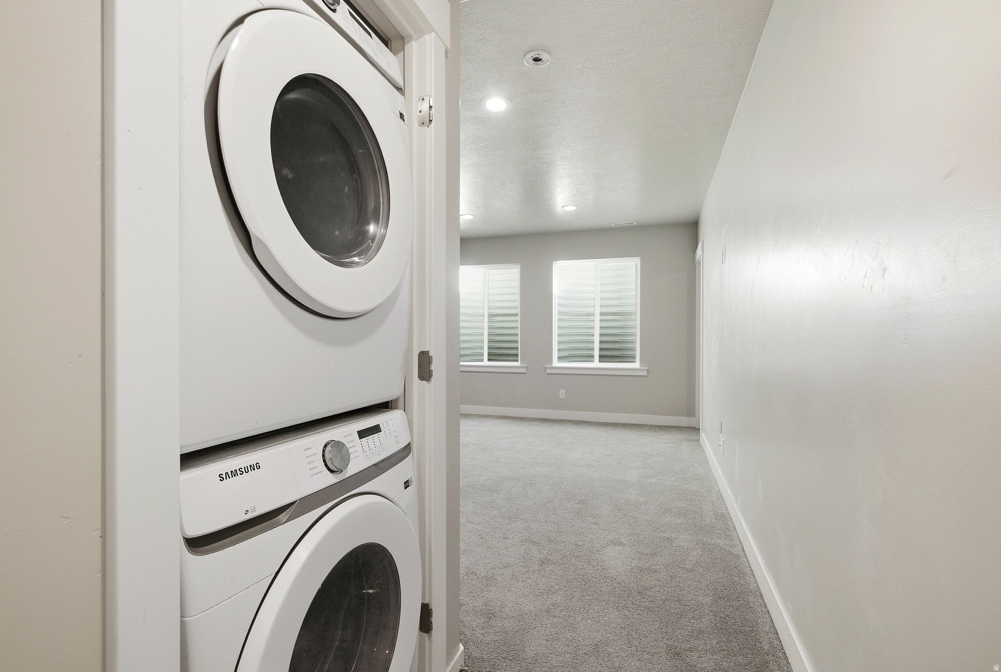 LONE TREE AT CIRCLE FIVE RANCH - Residential