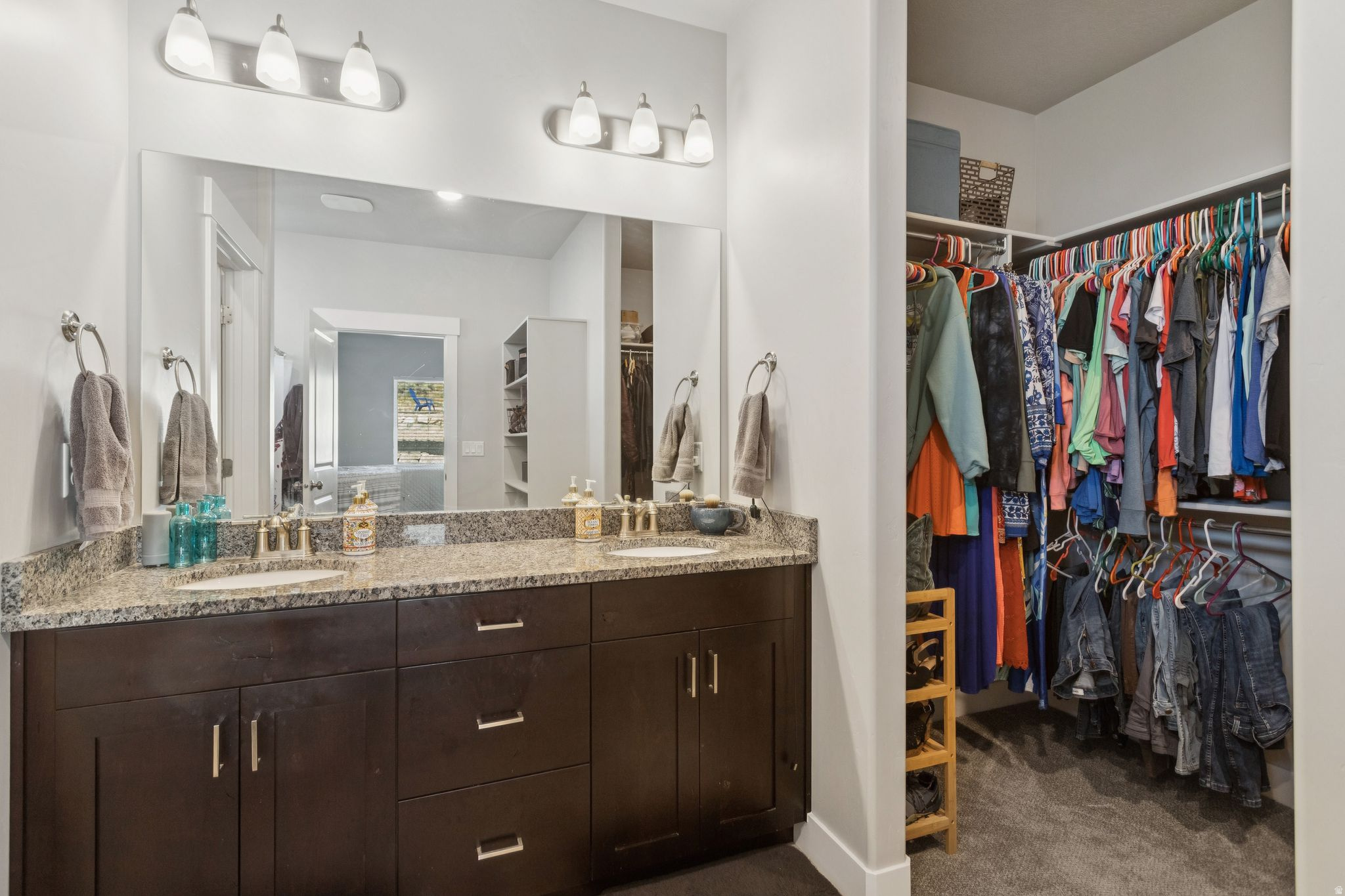 LONE TREE AT CIRCLE FIVE RANCH - Residential